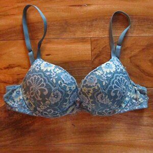 Victoria's Secret DREAM ANGELS Green Lace Push Up Bra Size 34A